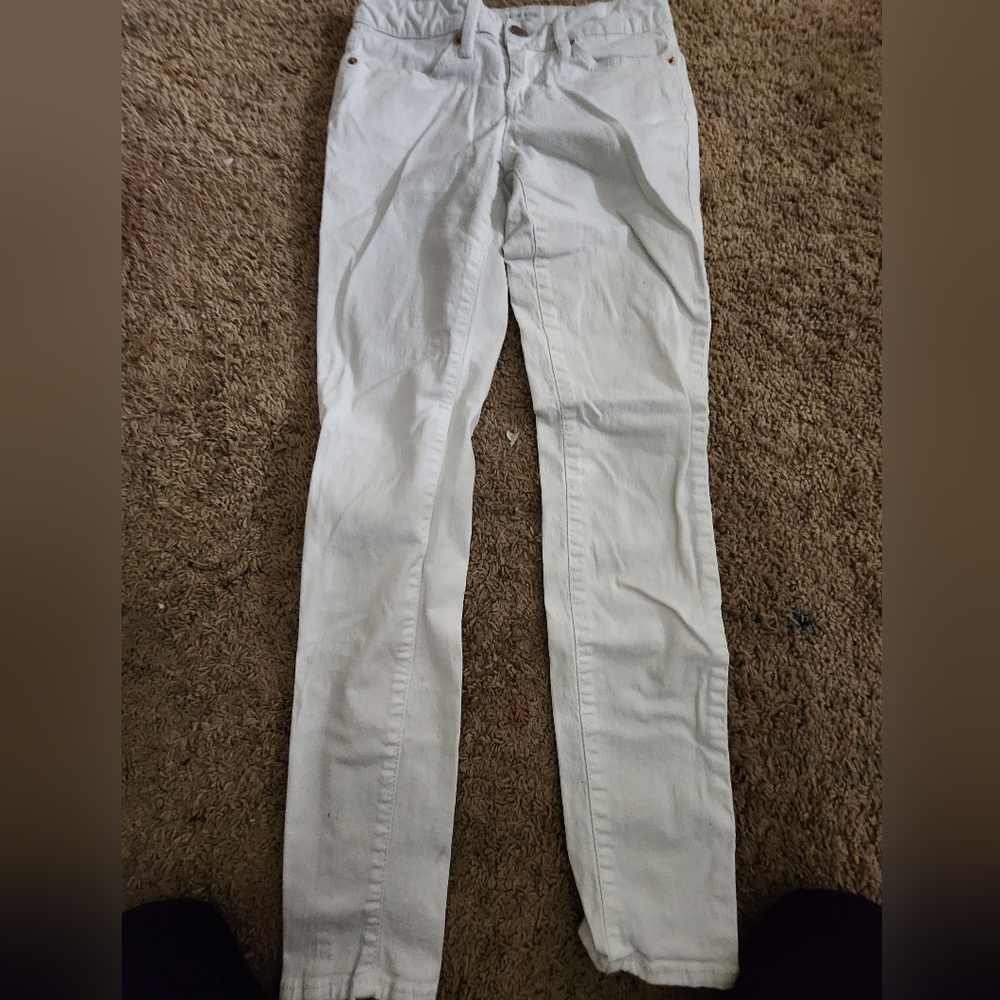 Low rise skinny jeans